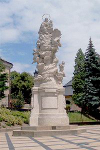 Maria-Statue. Kossuth tr. Rokoko, rund 1770 errichtet